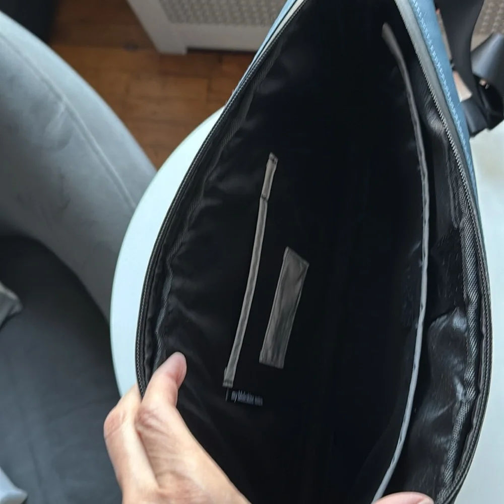 Moleskine Navy Messenger Bag for 17” laptop